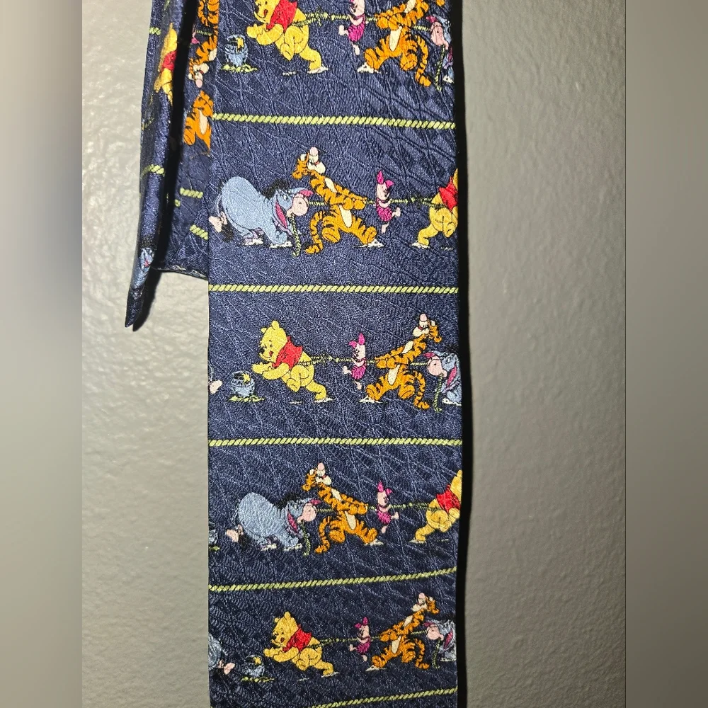 Vintage Winnie The Pooh 100 Acre Collection Tie